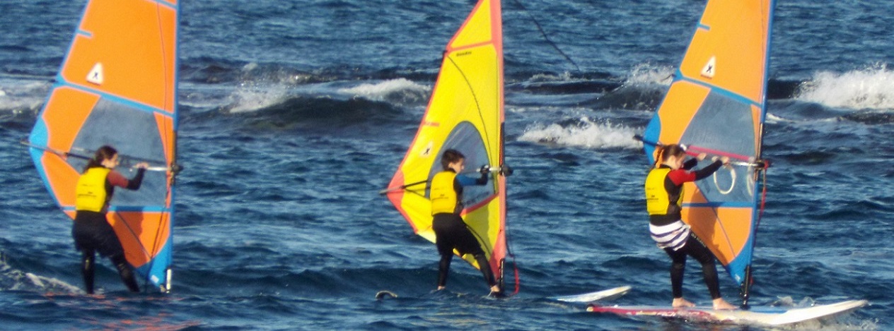 WINDSURF  I W. REGATES